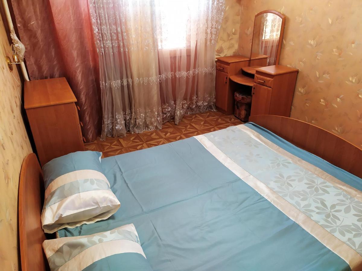 Ильинская 3К Посуточно Почасово Apartment Sumî Exterior foto